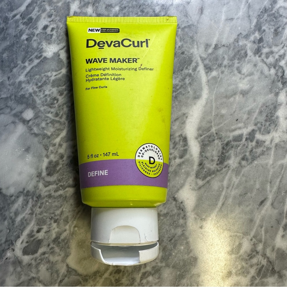 New DevaCurl Wave Maker Moisturizing Definer